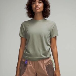 Lululemon Lightweight Cinched Hem Hiking T-Shirt